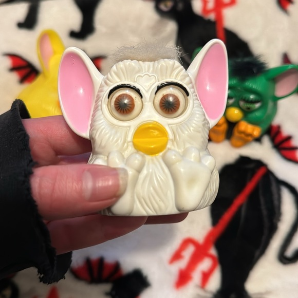 Vintage McDonalds Furbys - Picture 3 of 5